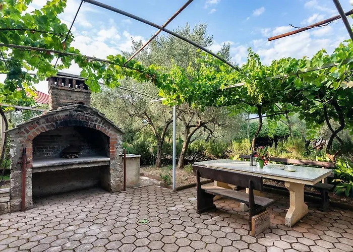 Apartment Truffle Baron For 2 Countryside *